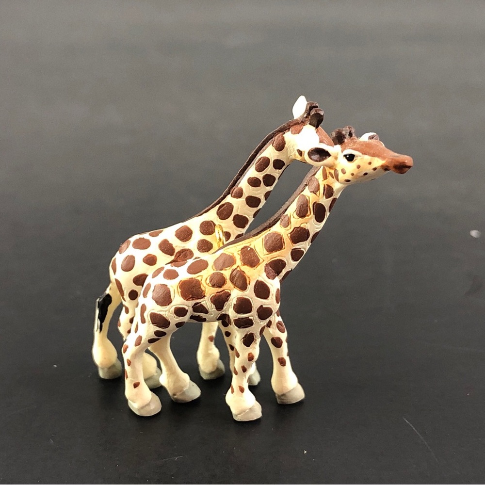 Hallmark‎ Keepsake Ornament 1997 Vintage Miniature Gentle Giraffes Handcrafted